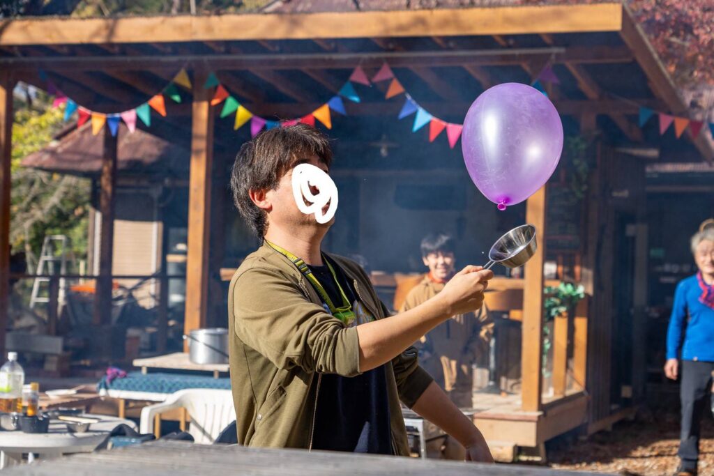 シェラカップ風船運び