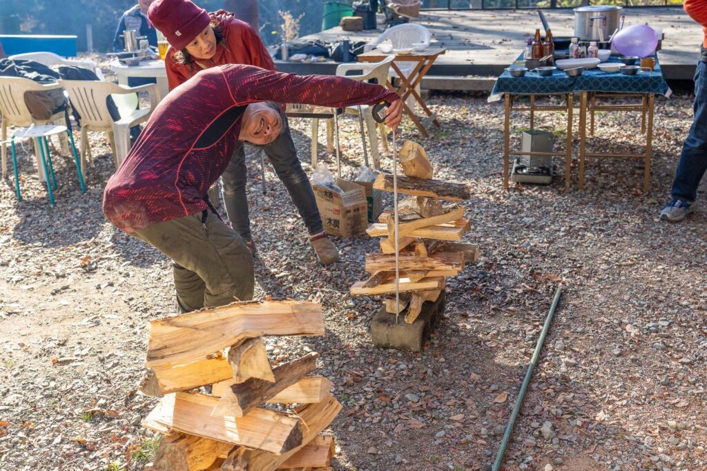 薪積み上げ競争